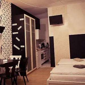 Achterbahn Hotel